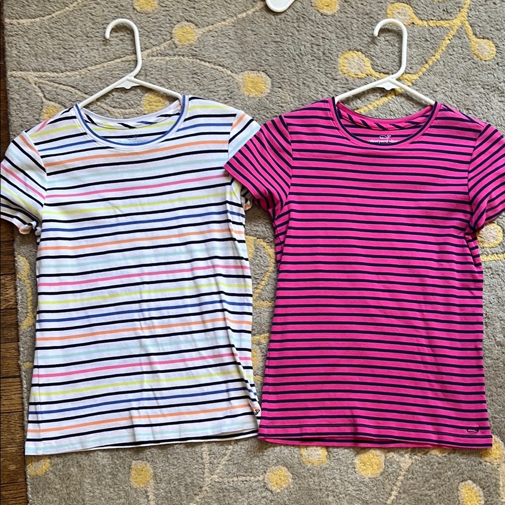 Vineyard Vines Short Sleeved Striped Shirt size Small 2fer